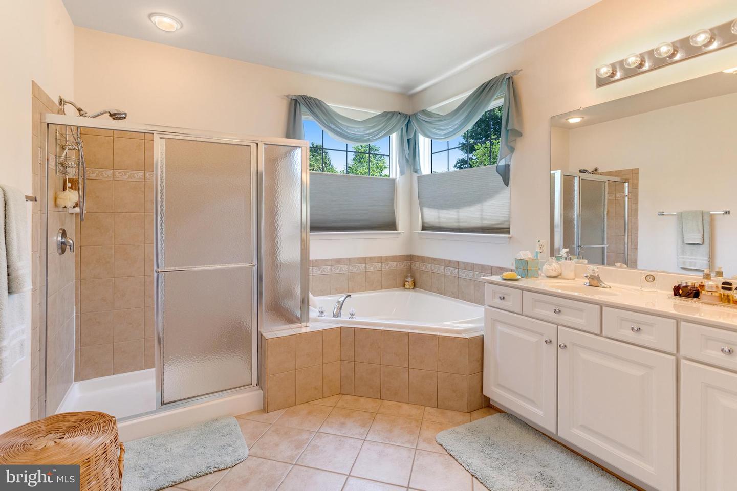 17275 FOUR SEASONS DR, DUMFRIES, Virginia 22025, 3 Bedrooms Bedrooms, ,2 BathroomsBathrooms,Residential,For sale,17275 FOUR SEASONS DR,VAPW2096872 MLS # VAPW2096872