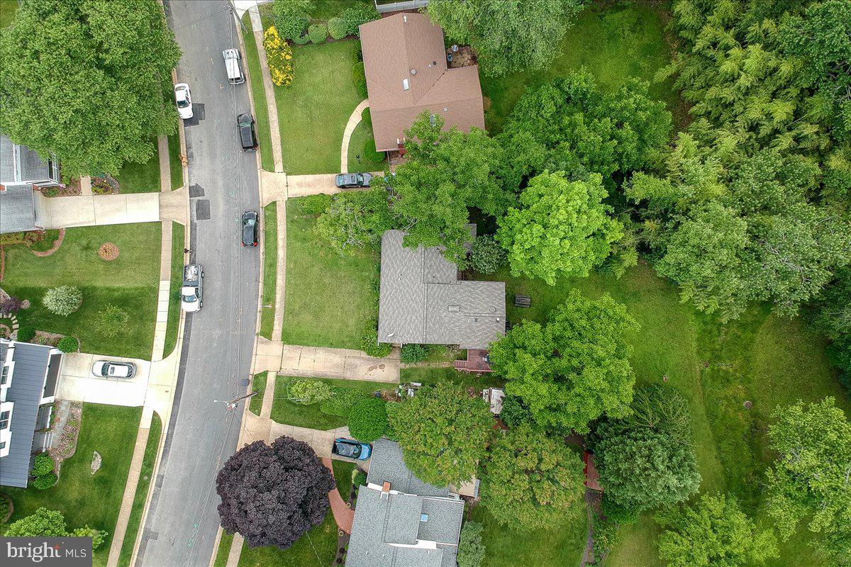 8406 BEREA DR, VIENNA, Virginia 22180, 4 Bedrooms Bedrooms, ,3 BathroomsBathrooms,Residential,For sale,8406 BEREA DR,VAFX2246780 MLS # VAFX2246780