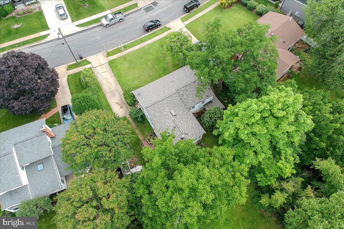 8406 BEREA DR, VIENNA, Virginia 22180, 4 Bedrooms Bedrooms, ,3 BathroomsBathrooms,Residential,For sale,8406 BEREA DR,VAFX2246780 MLS # VAFX2246780