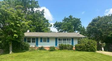 8406 BEREA DR, VIENNA, Virginia 22180, 4 Bedrooms Bedrooms, ,3 BathroomsBathrooms,Residential,For sale,8406 BEREA DR,VAFX2246780 MLS # VAFX2246780