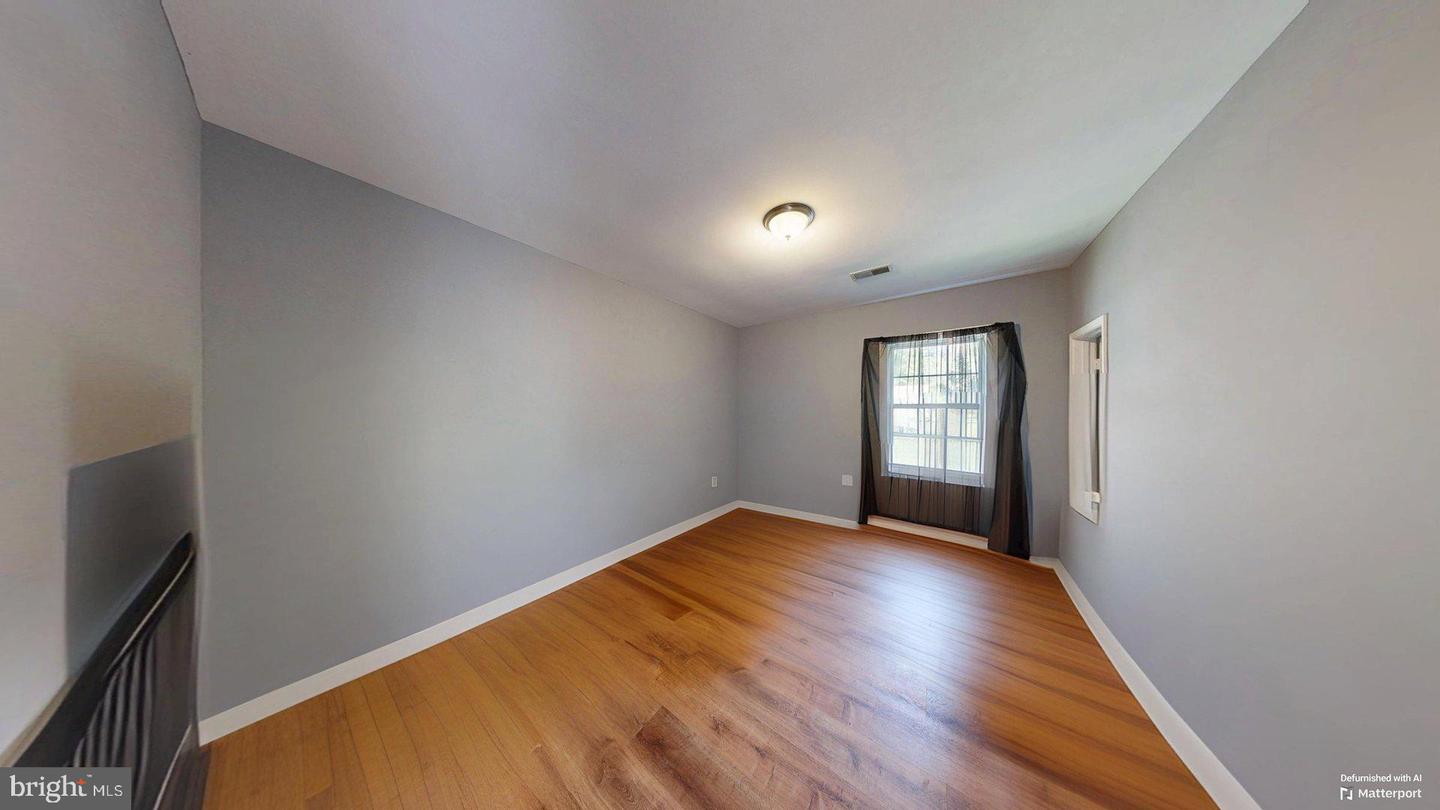 4123 GARDENSEN DR, WOODBRIDGE, Virginia 22193, 6 Bedrooms Bedrooms, ,3 BathroomsBathrooms,Residential,For sale,4123 GARDENSEN DR,VAPW2096784 MLS # VAPW2096784