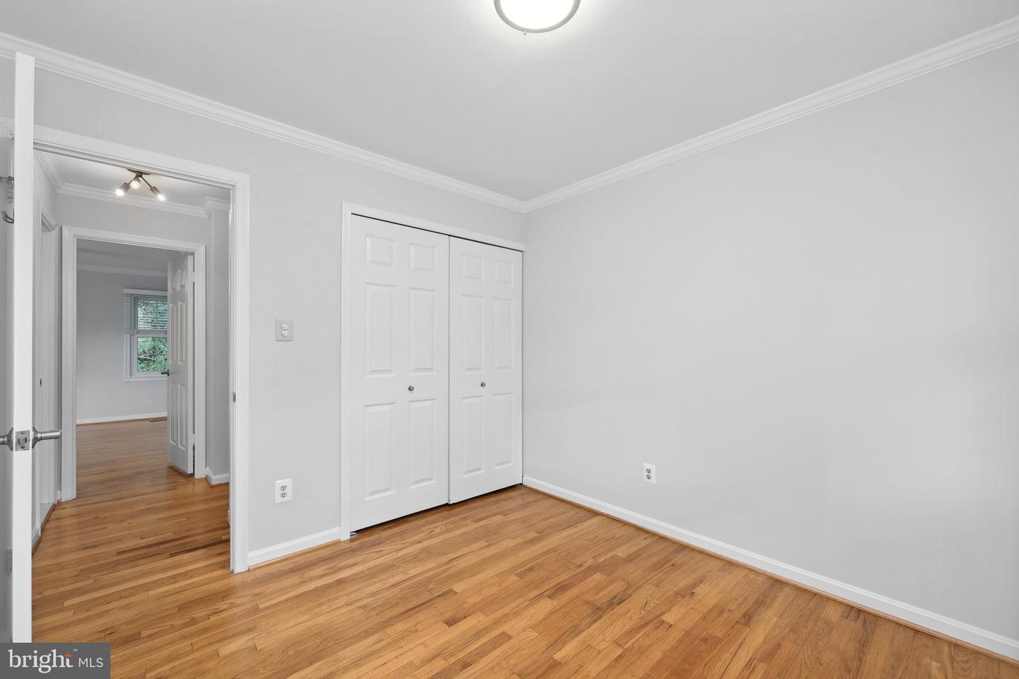 9528 WALLINGFORD DR, BURKE, Virginia 22015, 4 Bedrooms Bedrooms, ,3 BathroomsBathrooms,Residential,For sale,9528 WALLINGFORD DR,VAFX2246784 MLS # VAFX2246784