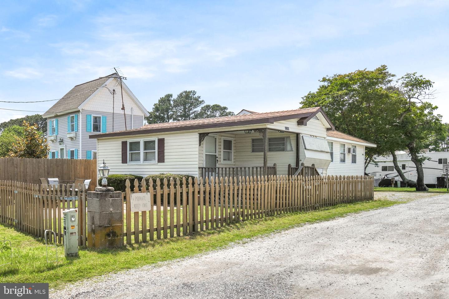 8096 MIRE POND ONE, CHINCOTEAGUE ISLAND, Virginia 23336, 1 Bedroom Bedrooms, ,1 BathroomBathrooms,Residential,For sale,8096 MIRE POND ONE,VAAC2001928 MLS # VAAC2001928