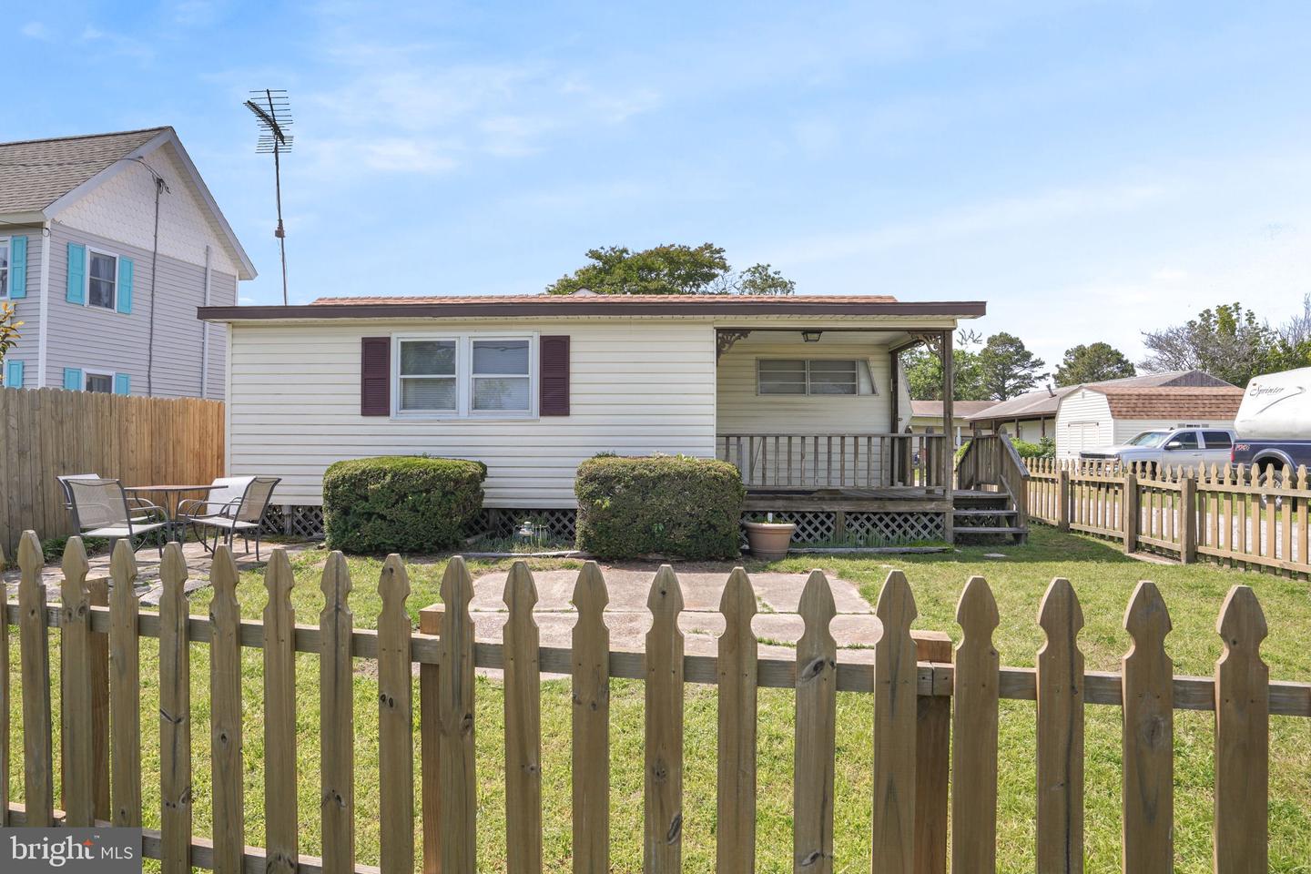 8096 MIRE POND ONE, CHINCOTEAGUE ISLAND, Virginia 23336, 1 Bedroom Bedrooms, ,1 BathroomBathrooms,Residential,For sale,8096 MIRE POND ONE,VAAC2001928 MLS # VAAC2001928