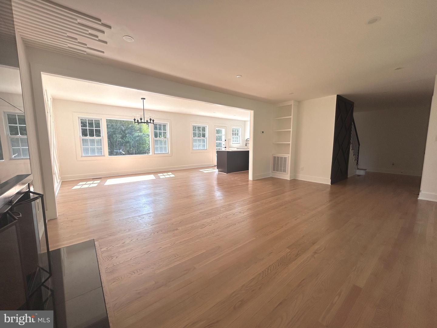 6519 TERRY DR, SPRINGFIELD, Virginia 22150, 4 Bedrooms Bedrooms, ,2 BathroomsBathrooms,Residential,For sale,6519 TERRY DR,VAFX2246860 MLS # VAFX2246860