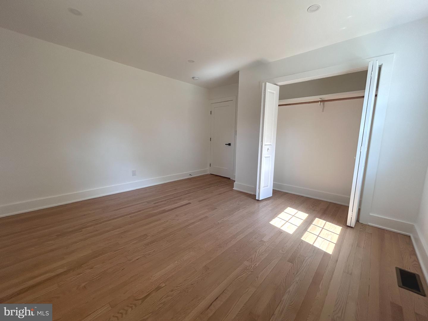 6519 TERRY DR, SPRINGFIELD, Virginia 22150, 4 Bedrooms Bedrooms, ,2 BathroomsBathrooms,Residential,For sale,6519 TERRY DR,VAFX2246860 MLS # VAFX2246860