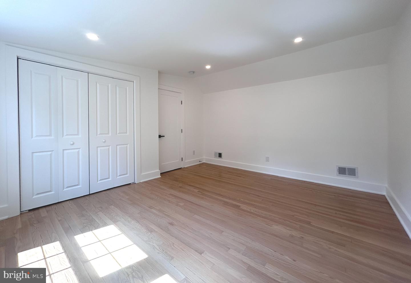 6519 TERRY DR, SPRINGFIELD, Virginia 22150, 4 Bedrooms Bedrooms, ,2 BathroomsBathrooms,Residential,For sale,6519 TERRY DR,VAFX2246860 MLS # VAFX2246860