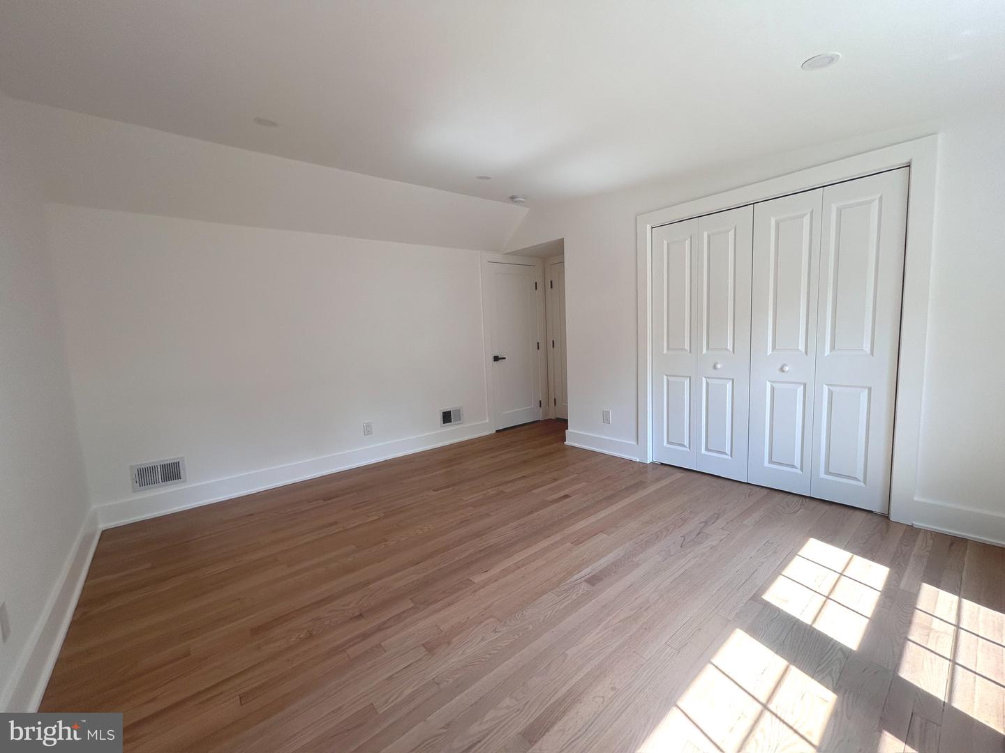6519 TERRY DR, SPRINGFIELD, Virginia 22150, 4 Bedrooms Bedrooms, ,2 BathroomsBathrooms,Residential,For sale,6519 TERRY DR,VAFX2246860 MLS # VAFX2246860