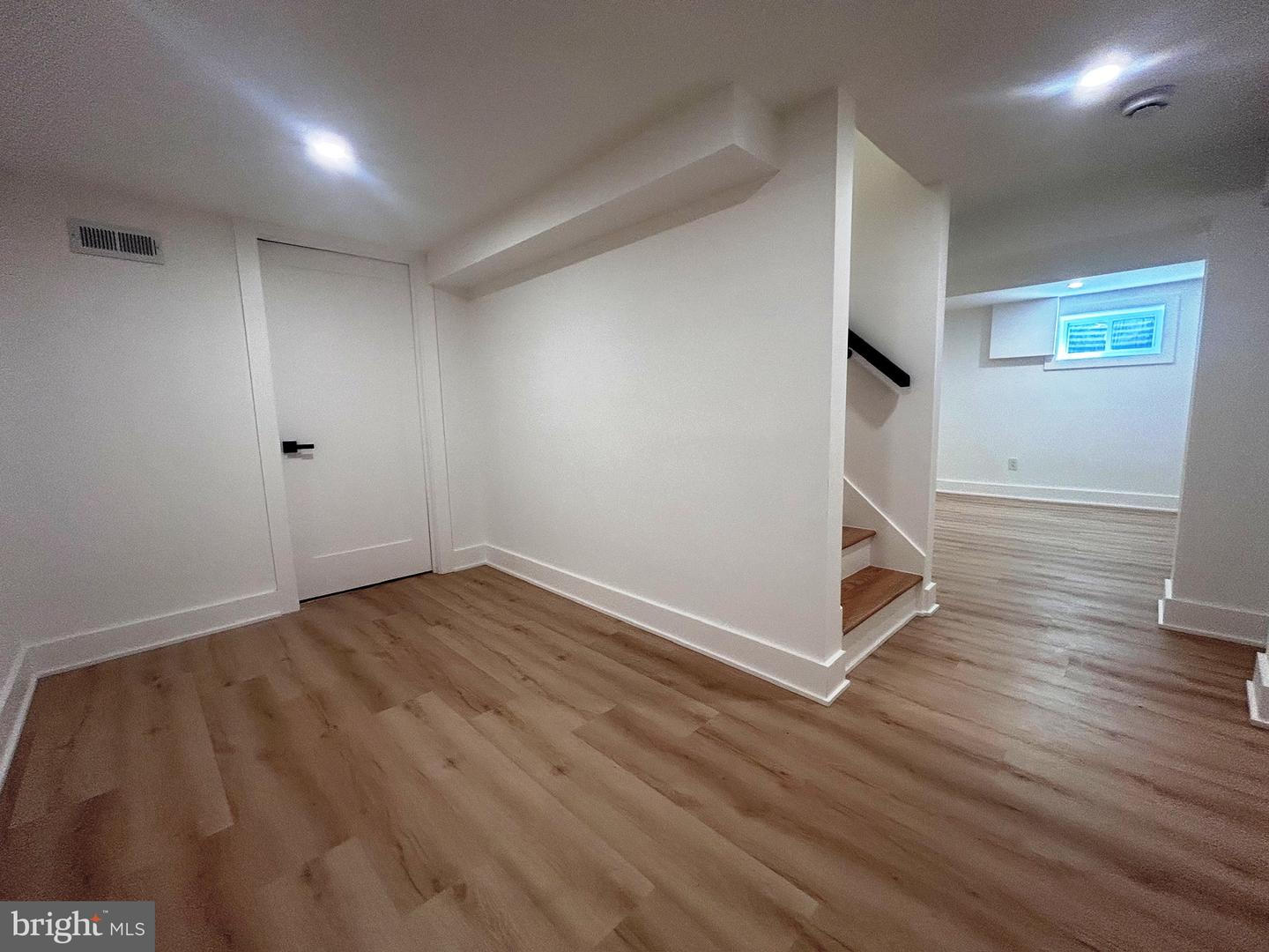 6519 TERRY DR, SPRINGFIELD, Virginia 22150, 4 Bedrooms Bedrooms, ,2 BathroomsBathrooms,Residential,For sale,6519 TERRY DR,VAFX2246860 MLS # VAFX2246860