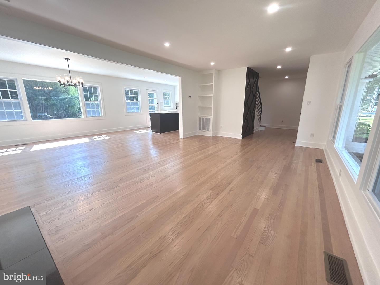 6519 TERRY DR, SPRINGFIELD, Virginia 22150, 4 Bedrooms Bedrooms, ,2 BathroomsBathrooms,Residential,For sale,6519 TERRY DR,VAFX2246860 MLS # VAFX2246860