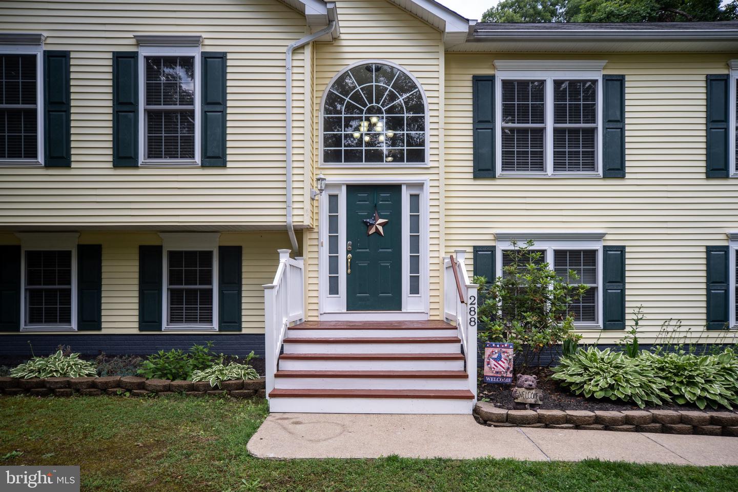 288 CROPP RD, FREDERICKSBURG, Virginia 22406, 3 Bedrooms Bedrooms, ,3 BathroomsBathrooms,Residential,For sale,288 CROPP RD,VAST2039710 MLS # VAST2039710