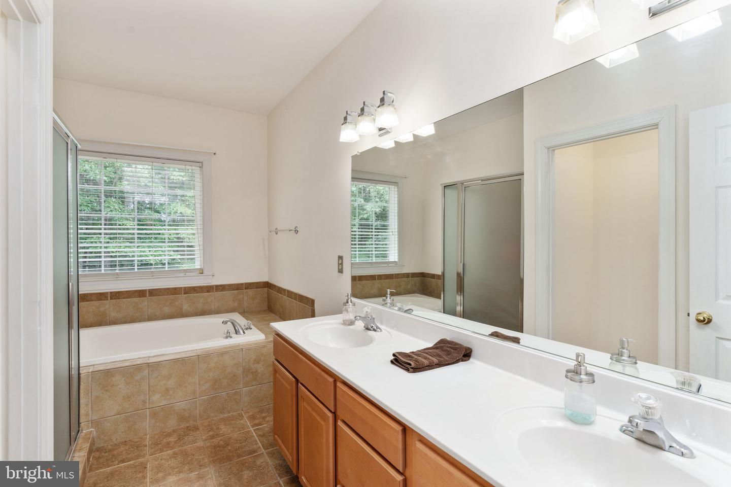 288 CROPP RD, FREDERICKSBURG, Virginia 22406, 3 Bedrooms Bedrooms, ,3 BathroomsBathrooms,Residential,For sale,288 CROPP RD,VAST2039710 MLS # VAST2039710