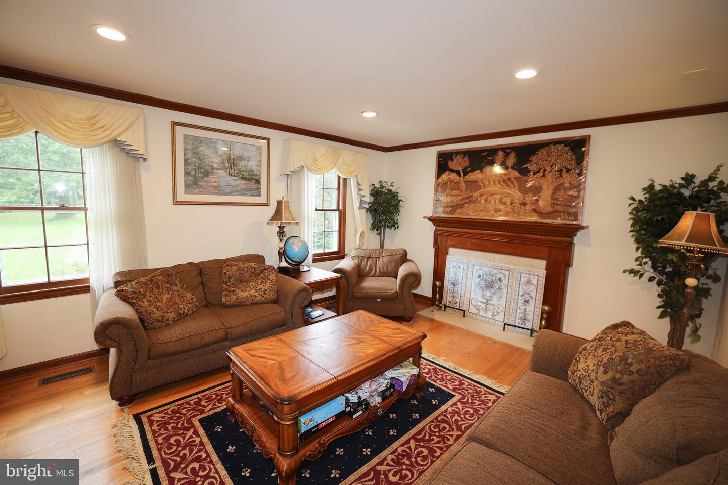 865 SENECA RD, GREAT FALLS, Virginia 22066, 4 Bedrooms Bedrooms, ,3 BathroomsBathrooms,Residential,For sale,865 SENECA RD,VAFX2246894 MLS # VAFX2246894