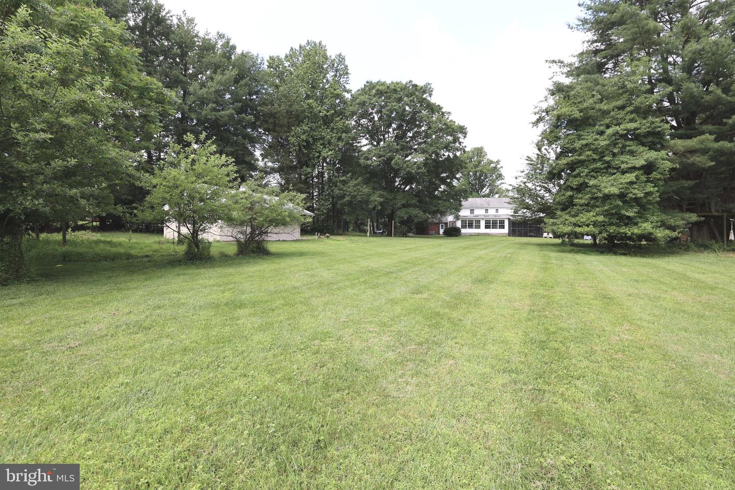 865 SENECA RD, GREAT FALLS, Virginia 22066, 4 Bedrooms Bedrooms, ,3 BathroomsBathrooms,Residential,For sale,865 SENECA RD,VAFX2246894 MLS # VAFX2246894