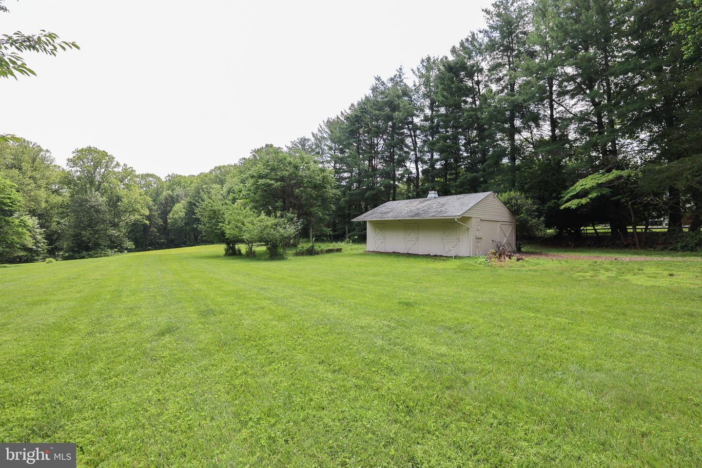 865 SENECA RD, GREAT FALLS, Virginia 22066, 4 Bedrooms Bedrooms, ,3 BathroomsBathrooms,Residential,For sale,865 SENECA RD,VAFX2246894 MLS # VAFX2246894