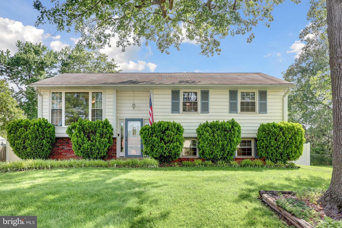 14613 BAUGHER DR, CENTREVILLE, Virginia 20120, 4 Bedrooms Bedrooms, ,2 BathroomsBathrooms,Residential,For sale,14613 BAUGHER DR,VAFX2246928 MLS # VAFX2246928