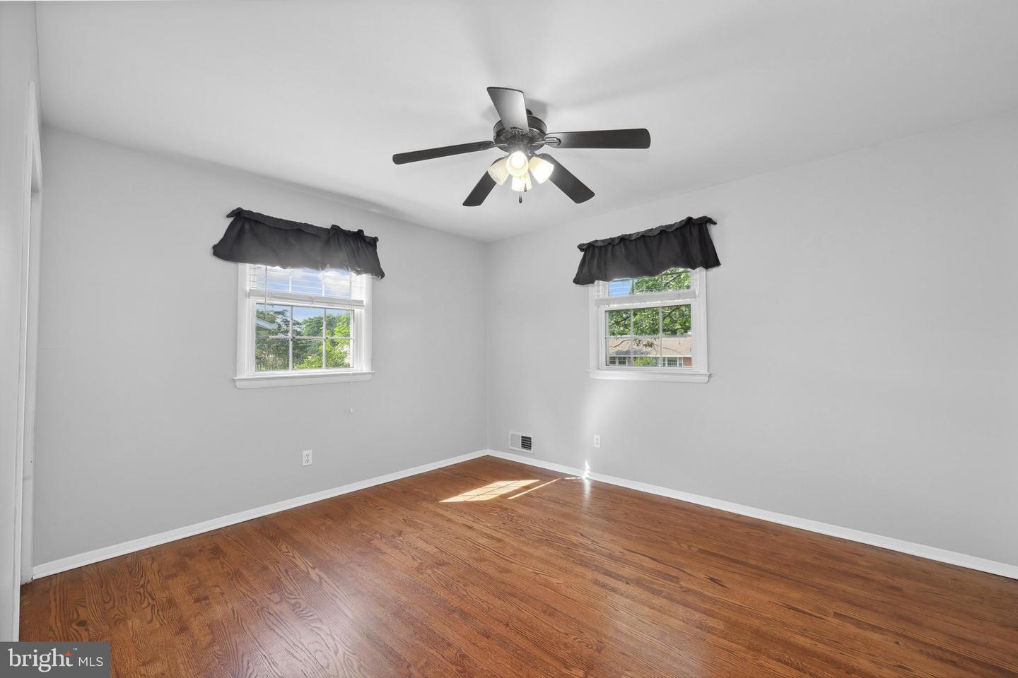 14613 BAUGHER DR, CENTREVILLE, Virginia 20120, 4 Bedrooms Bedrooms, ,2 BathroomsBathrooms,Residential,For sale,14613 BAUGHER DR,VAFX2246928 MLS # VAFX2246928