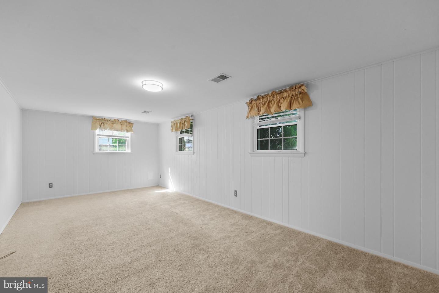 14613 BAUGHER DR, CENTREVILLE, Virginia 20120, 4 Bedrooms Bedrooms, ,2 BathroomsBathrooms,Residential,For sale,14613 BAUGHER DR,VAFX2246928 MLS # VAFX2246928