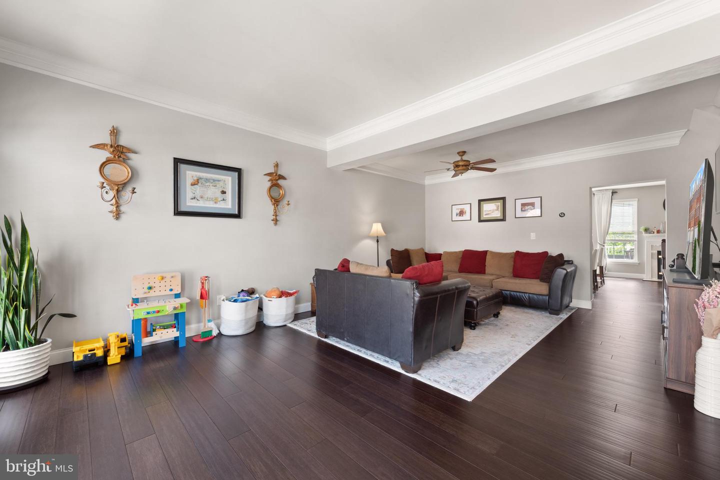 25198 LARKS TER, CHANTILLY, Virginia 20152, 3 Bedrooms Bedrooms, ,2 BathroomsBathrooms,Residential,For sale,25198 LARKS TER,VALO2099384 MLS # VALO2099384