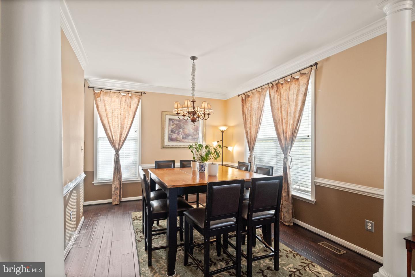 25336 RIPLEYS FIELD DR, CHANTILLY, Virginia 20152, 3 Bedrooms Bedrooms, ,3 BathroomsBathrooms,Residential,For sale,25336 RIPLEYS FIELD DR,VALO2099466 MLS # VALO2099466