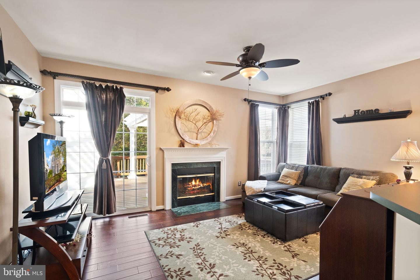25336 RIPLEYS FIELD DR, CHANTILLY, Virginia 20152, 3 Bedrooms Bedrooms, ,3 BathroomsBathrooms,Residential,For sale,25336 RIPLEYS FIELD DR,VALO2099466 MLS # VALO2099466