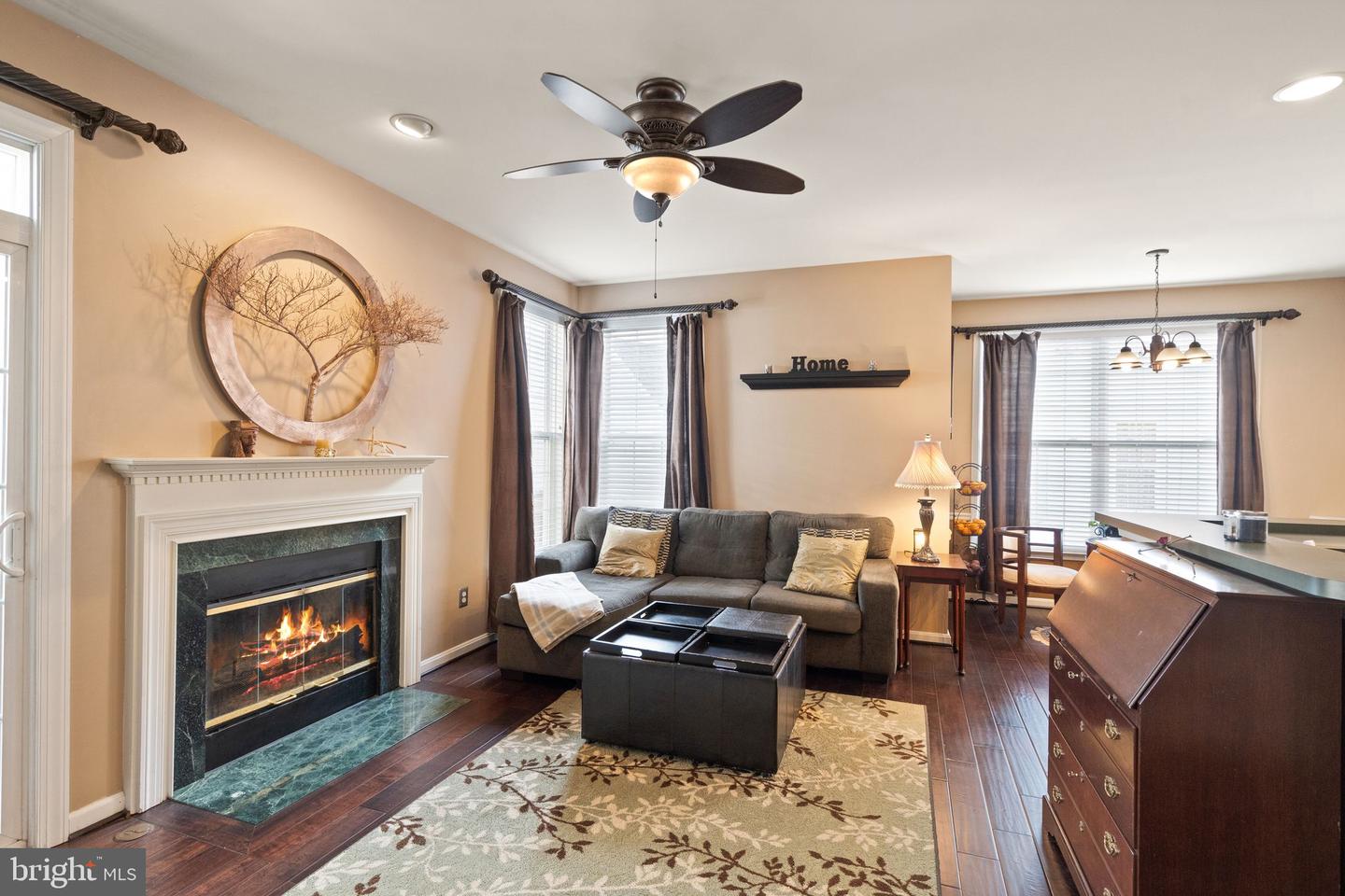 25336 RIPLEYS FIELD DR, CHANTILLY, Virginia 20152, 3 Bedrooms Bedrooms, ,3 BathroomsBathrooms,Residential,For sale,25336 RIPLEYS FIELD DR,VALO2099466 MLS # VALO2099466