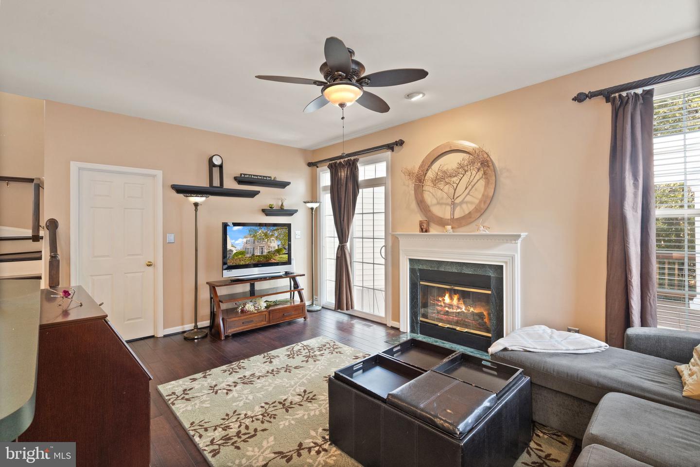 25336 RIPLEYS FIELD DR, CHANTILLY, Virginia 20152, 3 Bedrooms Bedrooms, ,3 BathroomsBathrooms,Residential,For sale,25336 RIPLEYS FIELD DR,VALO2099466 MLS # VALO2099466