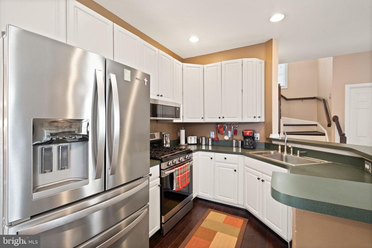 25336 RIPLEYS FIELD DR, CHANTILLY, Virginia 20152, 3 Bedrooms Bedrooms, ,3 BathroomsBathrooms,Residential,For sale,25336 RIPLEYS FIELD DR,VALO2099466 MLS # VALO2099466