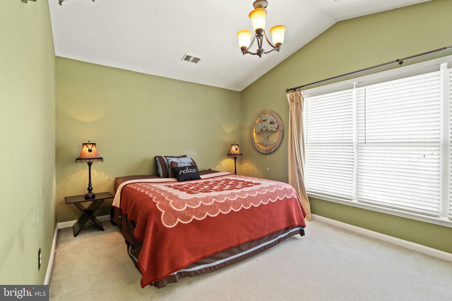 25336 RIPLEYS FIELD DR, CHANTILLY, Virginia 20152, 3 Bedrooms Bedrooms, ,3 BathroomsBathrooms,Residential,For sale,25336 RIPLEYS FIELD DR,VALO2099466 MLS # VALO2099466