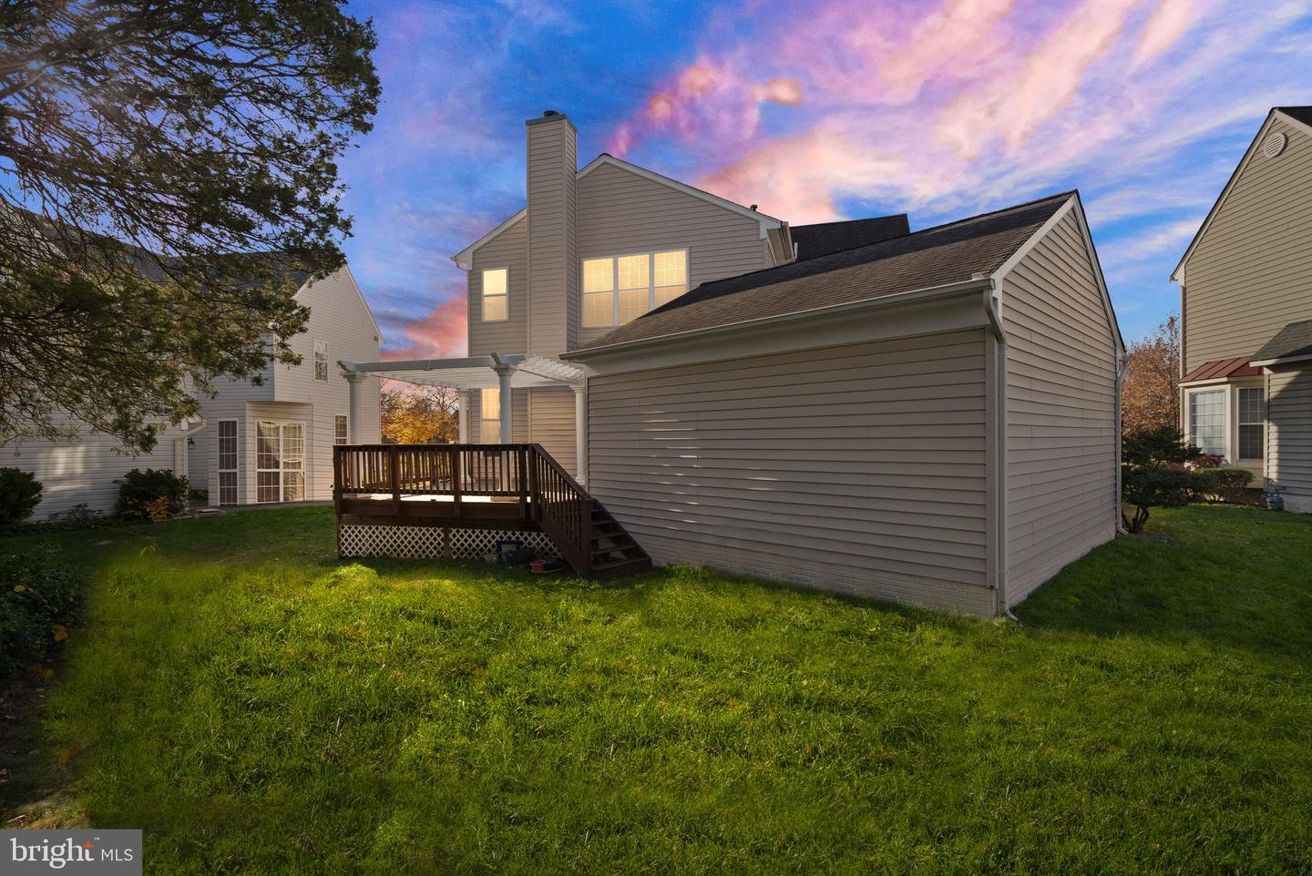 25336 RIPLEYS FIELD DR, CHANTILLY, Virginia 20152, 3 Bedrooms Bedrooms, ,3 BathroomsBathrooms,Residential,For sale,25336 RIPLEYS FIELD DR,VALO2099466 MLS # VALO2099466