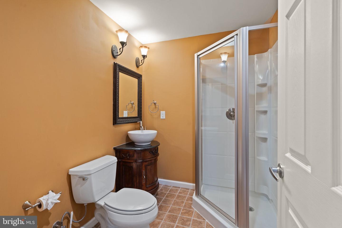 25336 RIPLEYS FIELD DR, CHANTILLY, Virginia 20152, 3 Bedrooms Bedrooms, ,3 BathroomsBathrooms,Residential,For sale,25336 RIPLEYS FIELD DR,VALO2099466 MLS # VALO2099466