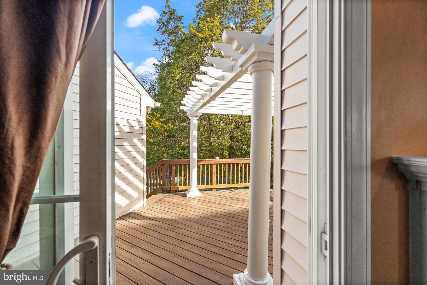 25336 RIPLEYS FIELD DR, CHANTILLY, Virginia 20152, 3 Bedrooms Bedrooms, ,3 BathroomsBathrooms,Residential,For sale,25336 RIPLEYS FIELD DR,VALO2099466 MLS # VALO2099466