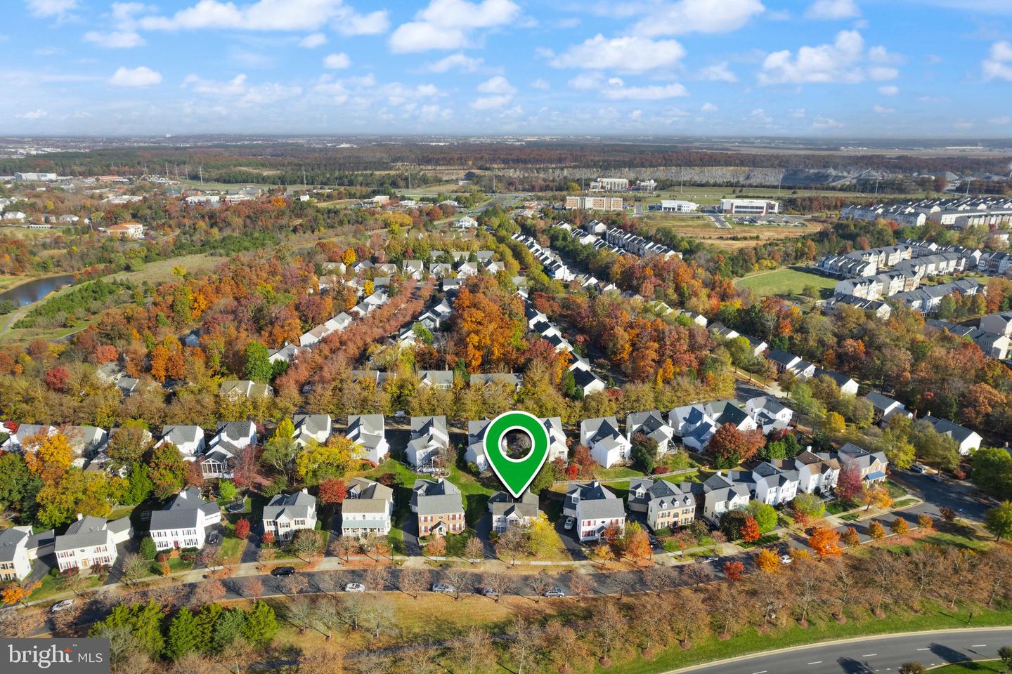 25336 RIPLEYS FIELD DR, CHANTILLY, Virginia 20152, 3 Bedrooms Bedrooms, ,3 BathroomsBathrooms,Residential,For sale,25336 RIPLEYS FIELD DR,VALO2099466 MLS # VALO2099466