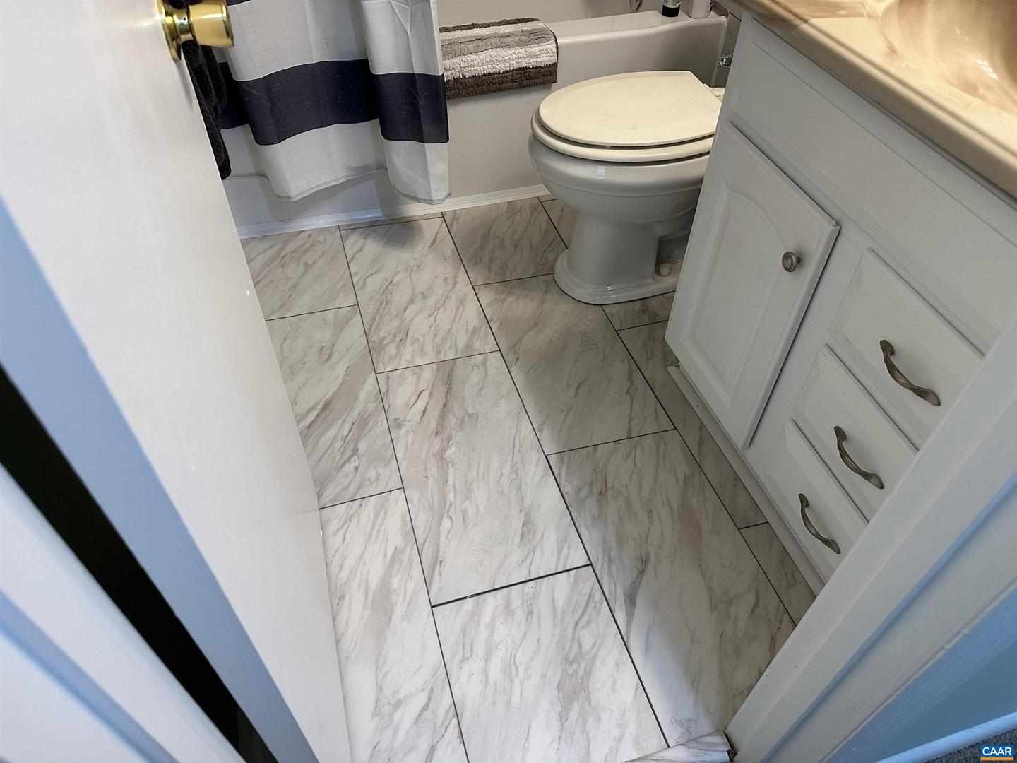 545 BURGOYNE RD #8, CHARLOTTESVILLE, Virginia 22901, 1 Bedroom Bedrooms, ,1 BathroomBathrooms,Residential,For sale,545 BURGOYNE RD #8,665646 MLS # 665646
