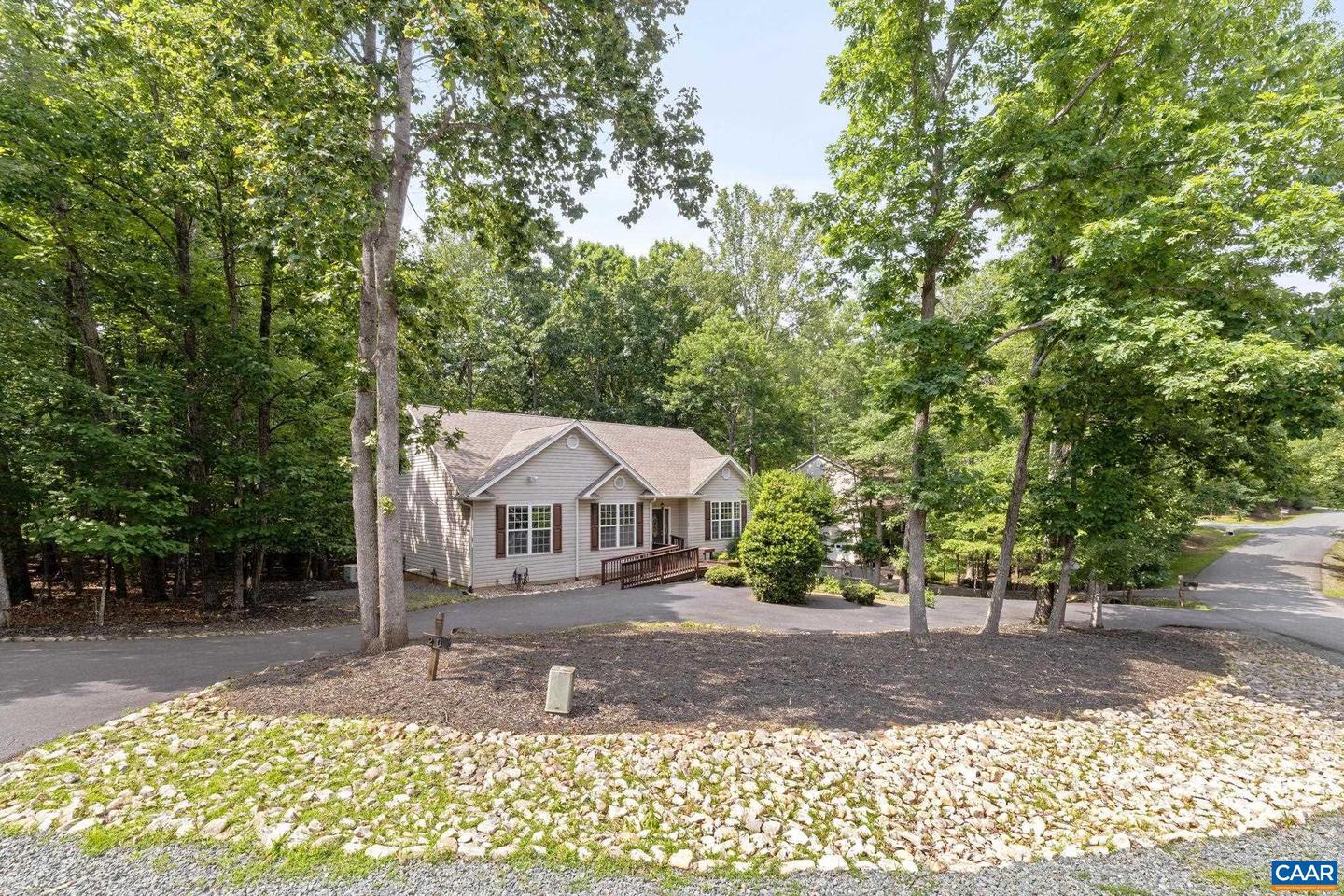 20 XEBEC RD, PALMYRA, Virginia 22963, 3 Bedrooms Bedrooms, ,3 BathroomsBathrooms,Residential,For sale,20 XEBEC RD,665648 MLS # 665648