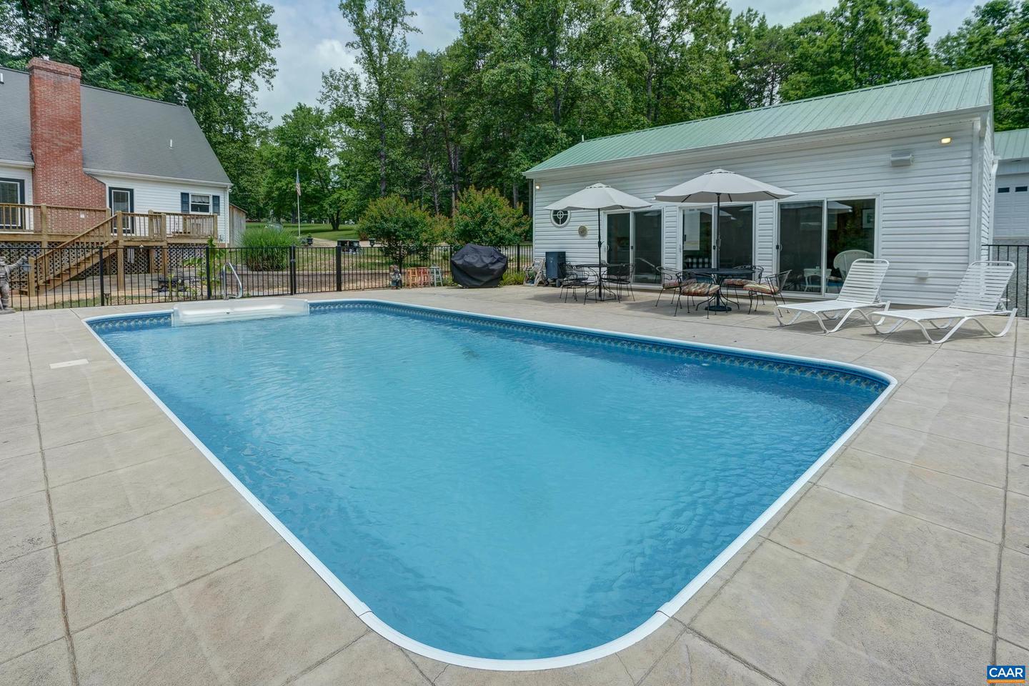 1505 RUNNING DEER DR, KESWICK, Virginia 22947, 3 Bedrooms Bedrooms, ,4 BathroomsBathrooms,Residential,For sale,1505 RUNNING DEER DR,665658 MLS # 665658