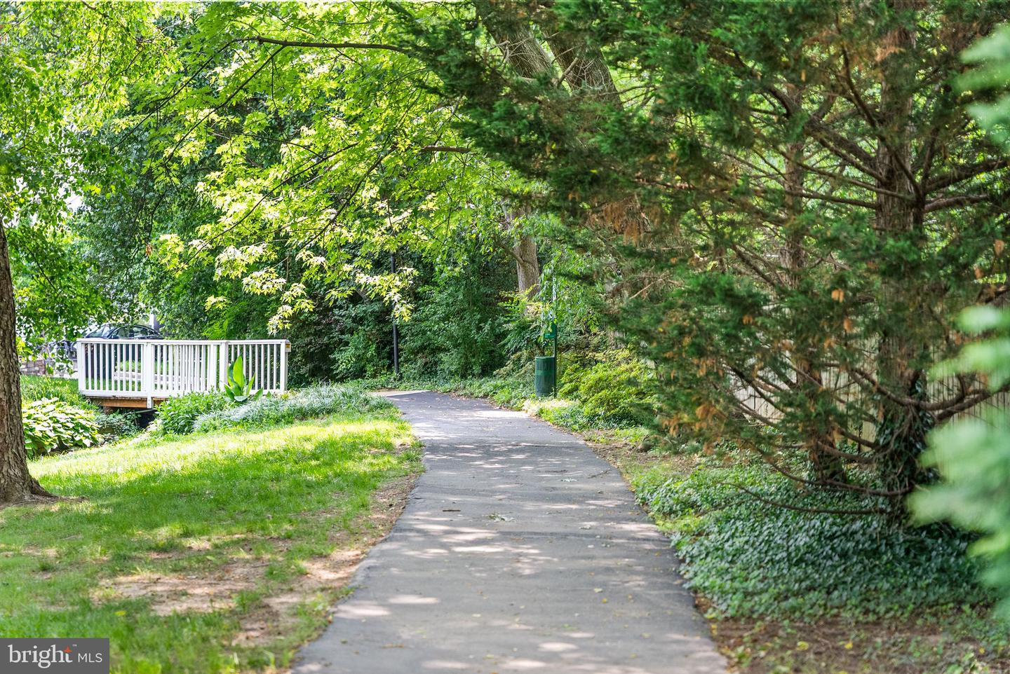 3342 LAKESIDE VIEW DR #4-2, FALLS CHURCH, Virginia 22041, 2 Bedrooms Bedrooms, ,2 BathroomsBathrooms,Residential,For sale,3342 LAKESIDE VIEW DR #4-2,VAFX2247044 MLS # VAFX2247044