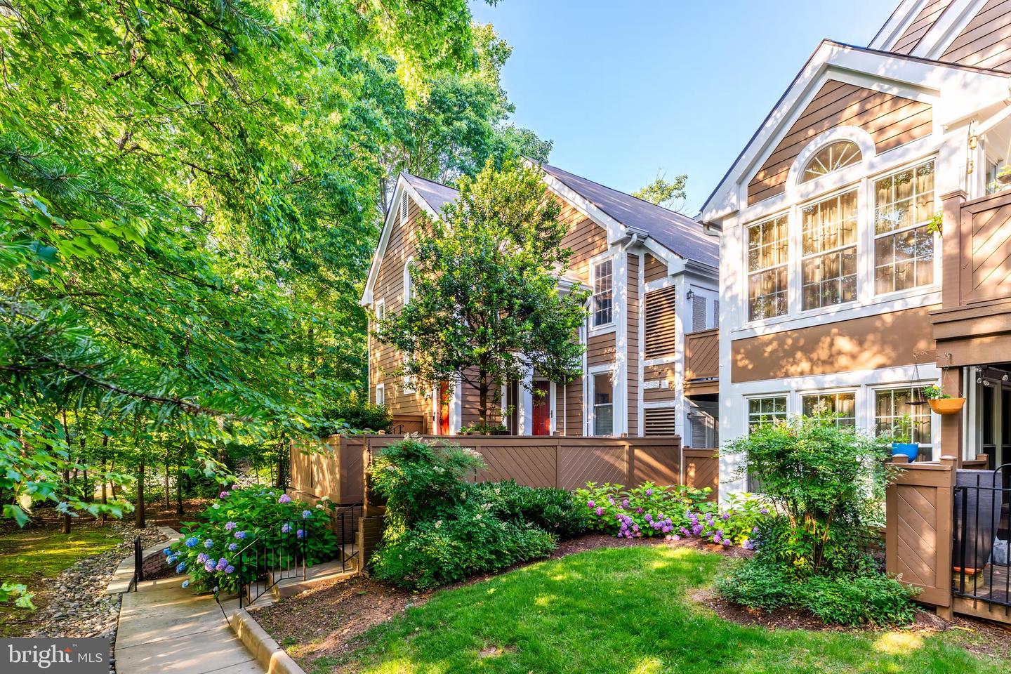 1416 CHURCH HILL PL, RESTON, Virginia 20194, 2 Bedrooms Bedrooms, ,1 BathroomBathrooms,Residential,For sale,1416 CHURCH HILL PL,VAFX2247052 MLS # VAFX2247052