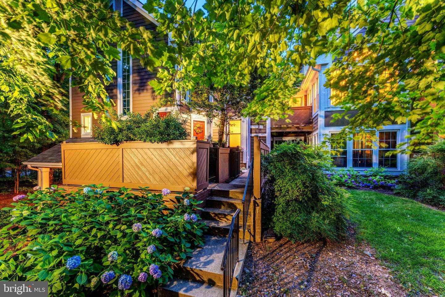 1416 CHURCH HILL PL, RESTON, Virginia 20194, 2 Bedrooms Bedrooms, ,1 BathroomBathrooms,Residential,For sale,1416 CHURCH HILL PL,VAFX2247052 MLS # VAFX2247052