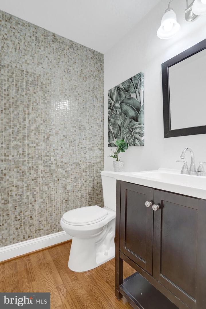 8108 RHODELL LN, SPRINGFIELD, Virginia 22153, 4 Bedrooms Bedrooms, ,3 BathroomsBathrooms,Residential,For sale,8108 RHODELL LN,VAFX2247058 MLS # VAFX2247058