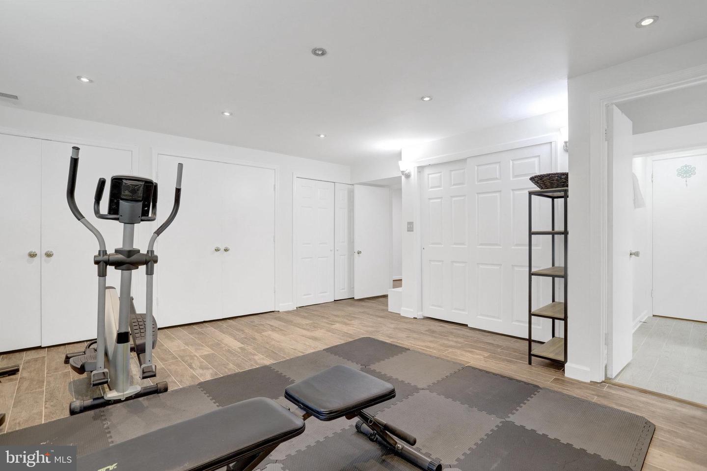 8108 RHODELL LN, SPRINGFIELD, Virginia 22153, 4 Bedrooms Bedrooms, ,3 BathroomsBathrooms,Residential,For sale,8108 RHODELL LN,VAFX2247058 MLS # VAFX2247058
