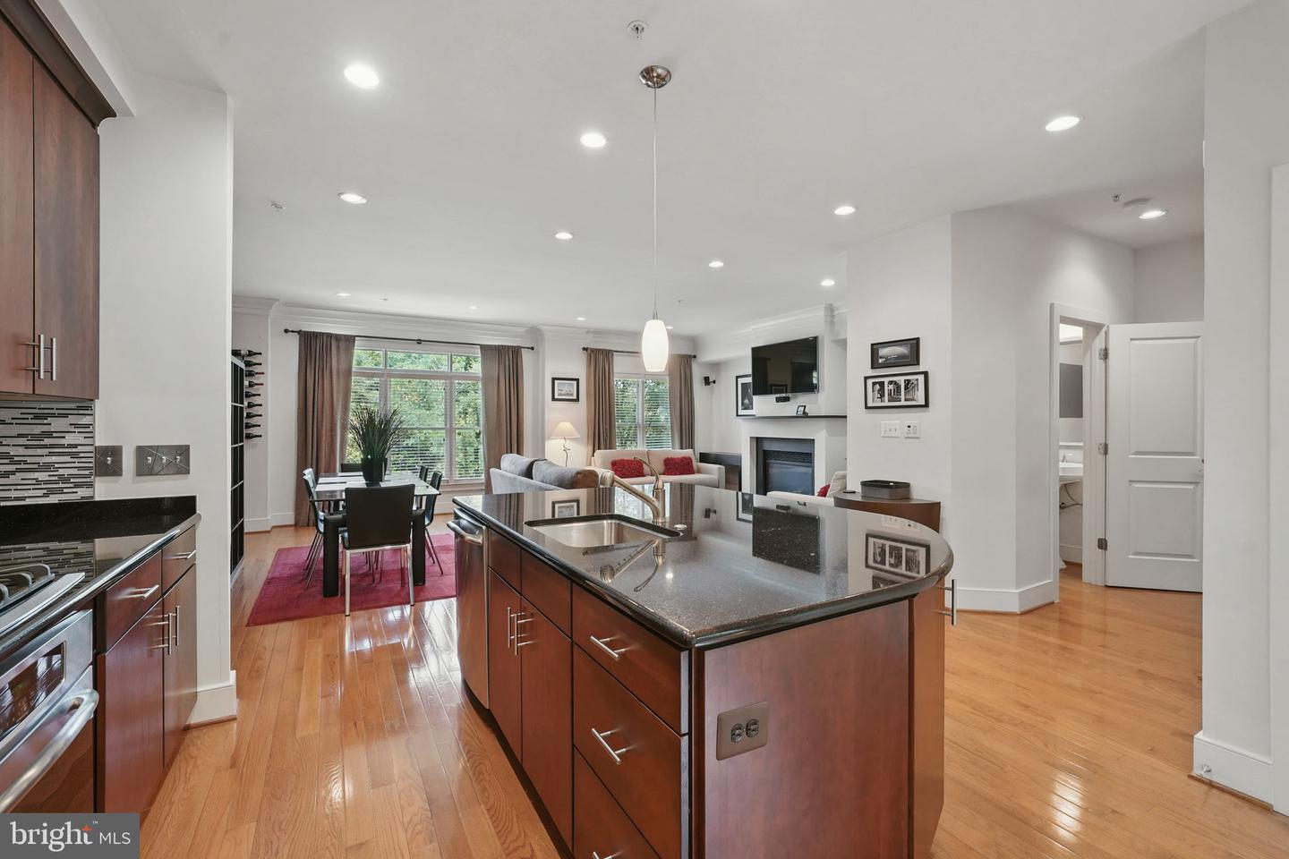 4109 HALSTED ST, FAIRFAX, Virginia 22033, 3 Bedrooms Bedrooms, ,3 BathroomsBathrooms,Residential,For sale,4109 HALSTED ST,VAFX2247080 MLS # VAFX2247080