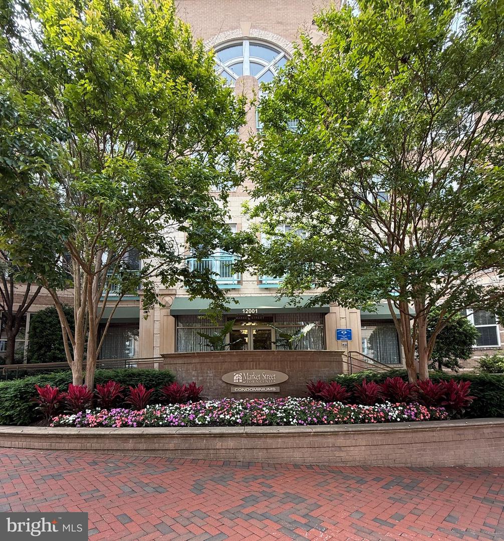 12001 MARKET ST #340, RESTON, Virginia 20190, 2 Bedrooms Bedrooms, ,2 BathroomsBathrooms,Residential,For sale,12001 MARKET ST #340,VAFX2247086 MLS # VAFX2247086
