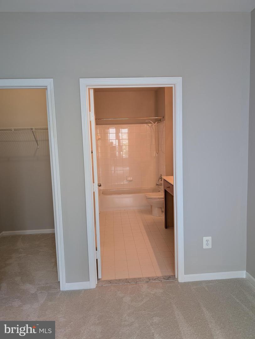 12001 MARKET ST #340, RESTON, Virginia 20190, 2 Bedrooms Bedrooms, ,2 BathroomsBathrooms,Residential,For sale,12001 MARKET ST #340,VAFX2247086 MLS # VAFX2247086