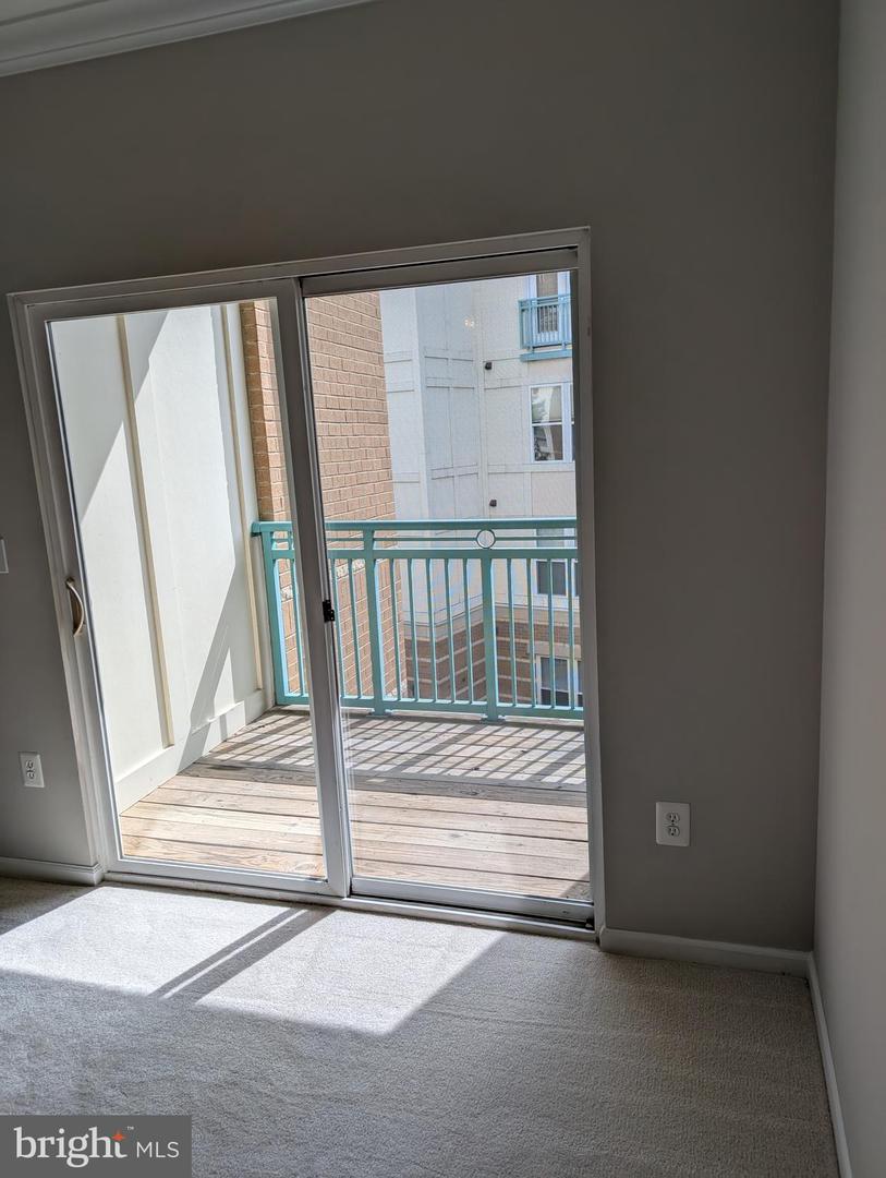 12001 MARKET ST #340, RESTON, Virginia 20190, 2 Bedrooms Bedrooms, ,2 BathroomsBathrooms,Residential,For sale,12001 MARKET ST #340,VAFX2247086 MLS # VAFX2247086