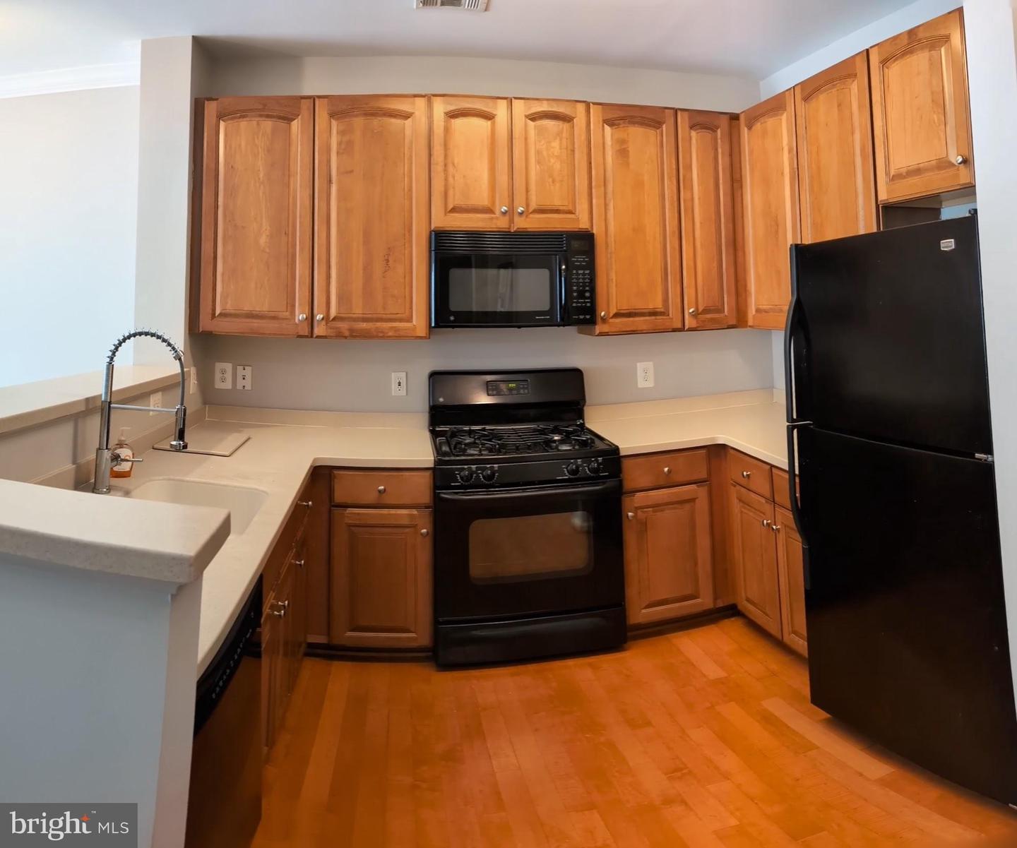 12001 MARKET ST #340, RESTON, Virginia 20190, 2 Bedrooms Bedrooms, ,2 BathroomsBathrooms,Residential,For sale,12001 MARKET ST #340,VAFX2247086 MLS # VAFX2247086