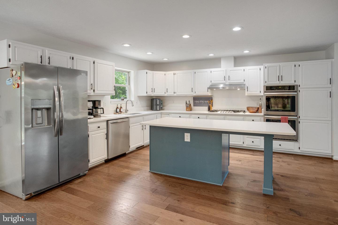 5171 SANDY STONE LN, BROAD RUN, Virginia 20137, 4 Bedrooms Bedrooms, 8 Rooms Rooms,3 BathroomsBathrooms,Residential,For sale,5171 SANDY STONE LN,VAFQ2017026 MLS # VAFQ2017026