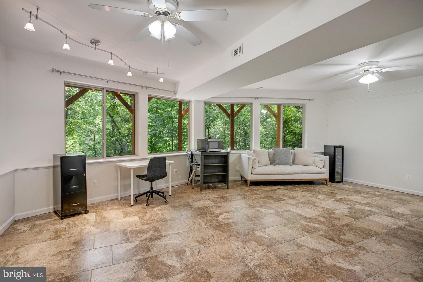 5171 SANDY STONE LN, BROAD RUN, Virginia 20137, 4 Bedrooms Bedrooms, 8 Rooms Rooms,3 BathroomsBathrooms,Residential,For sale,5171 SANDY STONE LN,VAFQ2017026 MLS # VAFQ2017026