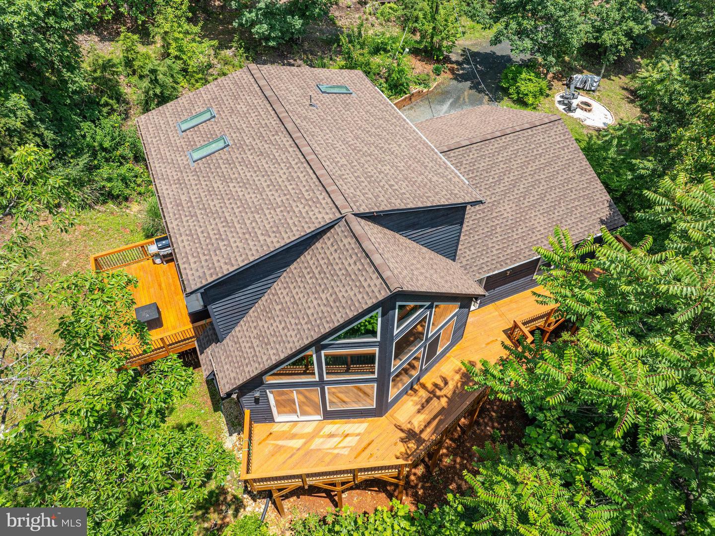 5171 SANDY STONE LN, BROAD RUN, Virginia 20137, 4 Bedrooms Bedrooms, 8 Rooms Rooms,3 BathroomsBathrooms,Residential,For sale,5171 SANDY STONE LN,VAFQ2017026 MLS # VAFQ2017026