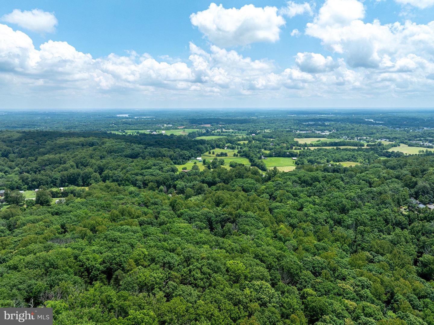 5171 SANDY STONE LN, BROAD RUN, Virginia 20137, 4 Bedrooms Bedrooms, 8 Rooms Rooms,3 BathroomsBathrooms,Residential,For sale,5171 SANDY STONE LN,VAFQ2017026 MLS # VAFQ2017026